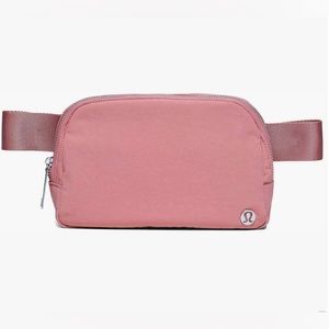 BRAND NEW LULULEMON EVERYWHERE BELT BAG